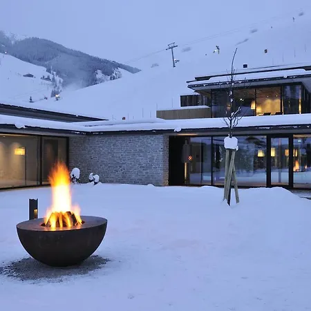 Hotel Wiesergut Saalbach-Hinterglemm